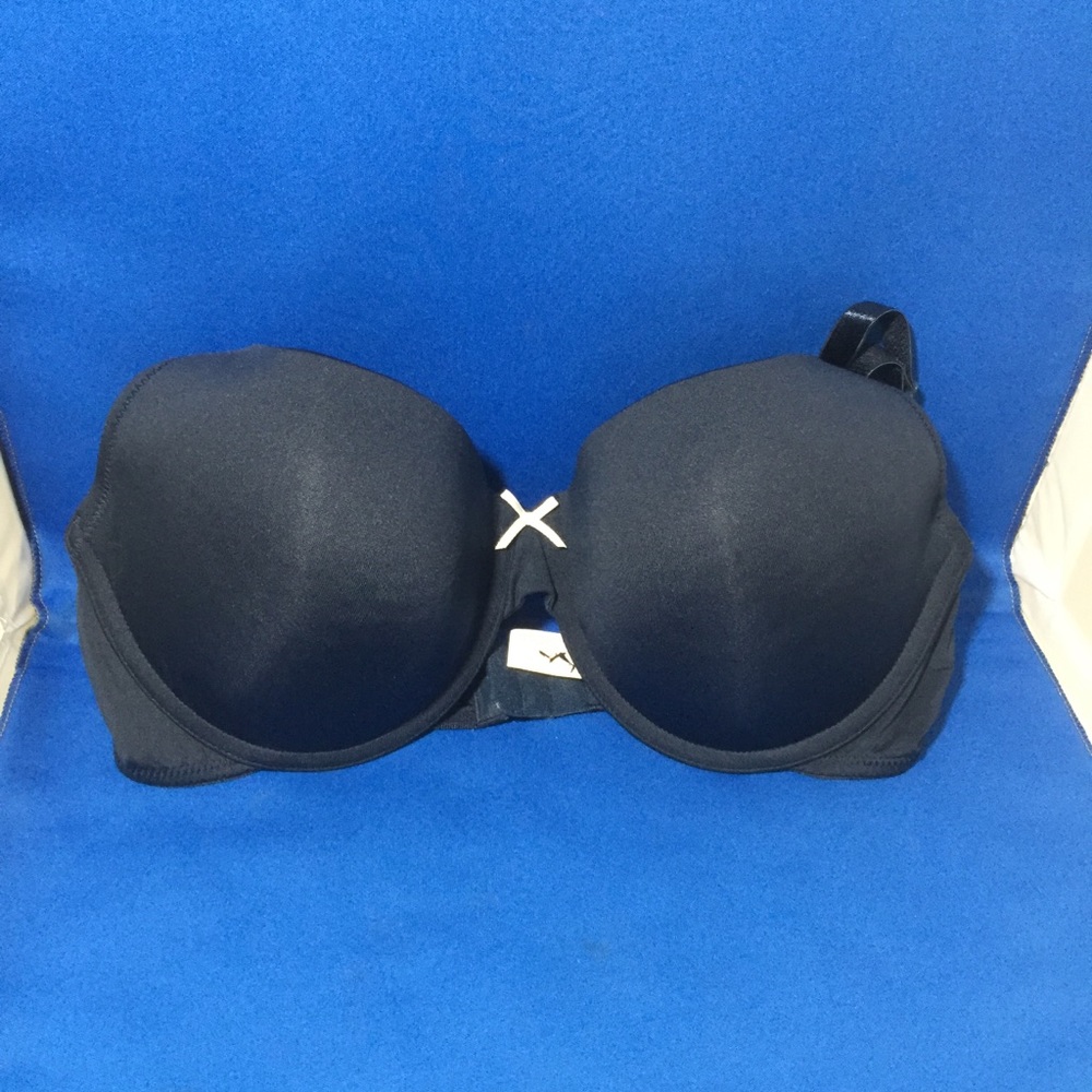 Maidenform UnderWire Demi Bra White Sz: 38C